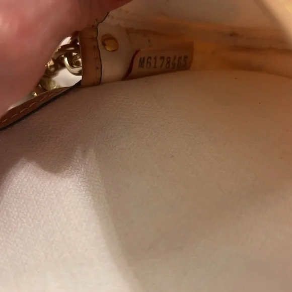 Dooney & Bourke Orange DB Monogram Wristlet, removable strap, good/excellent - Picture 6 of 8